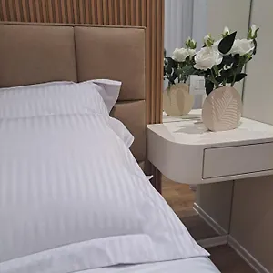 احجز هنا